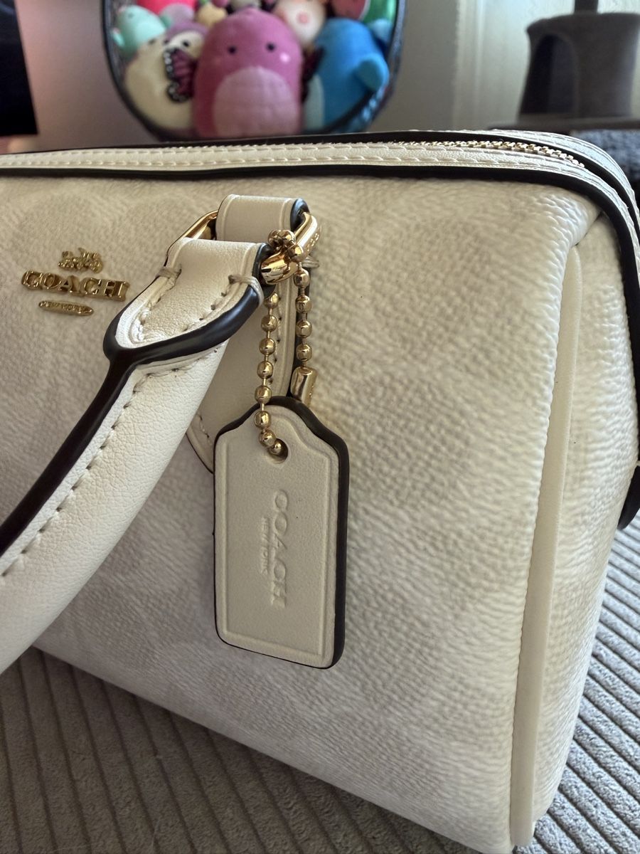 Coach Borse da donna: Coach Mini Rowan Weiss Signature Canvas – Nuovo (secondo la descrizione) da Intschi venduto da sam_t5kc 1