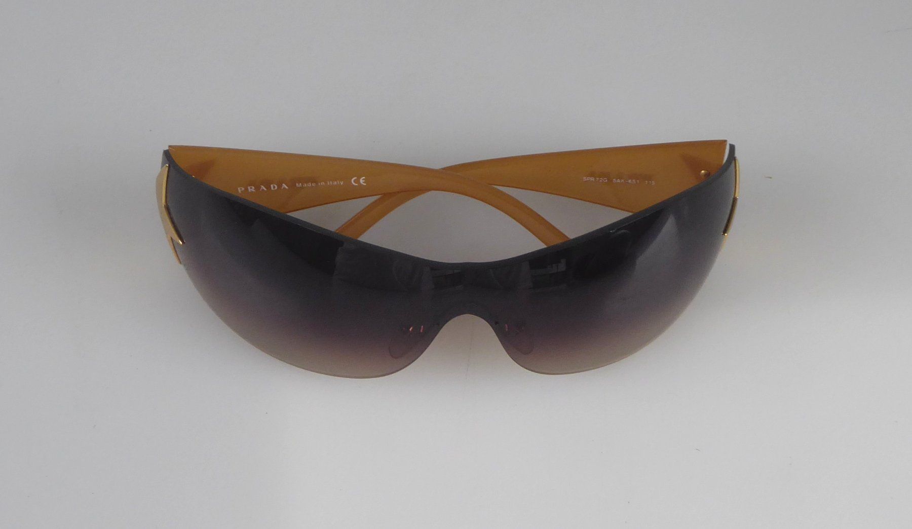 Prada Occhiali & Lenti: Prada SPR 54G Sonnenbrille für Damen – Usato da Volketswil venduto da brockipfannenstil
