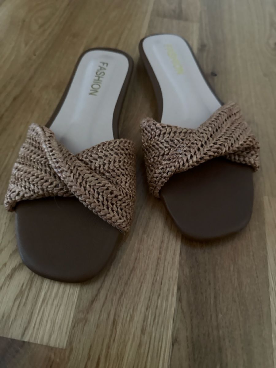 Chaussures femmes: Sandalen – Neuf (Voir description) à Kriens par g_b_mk7j 5