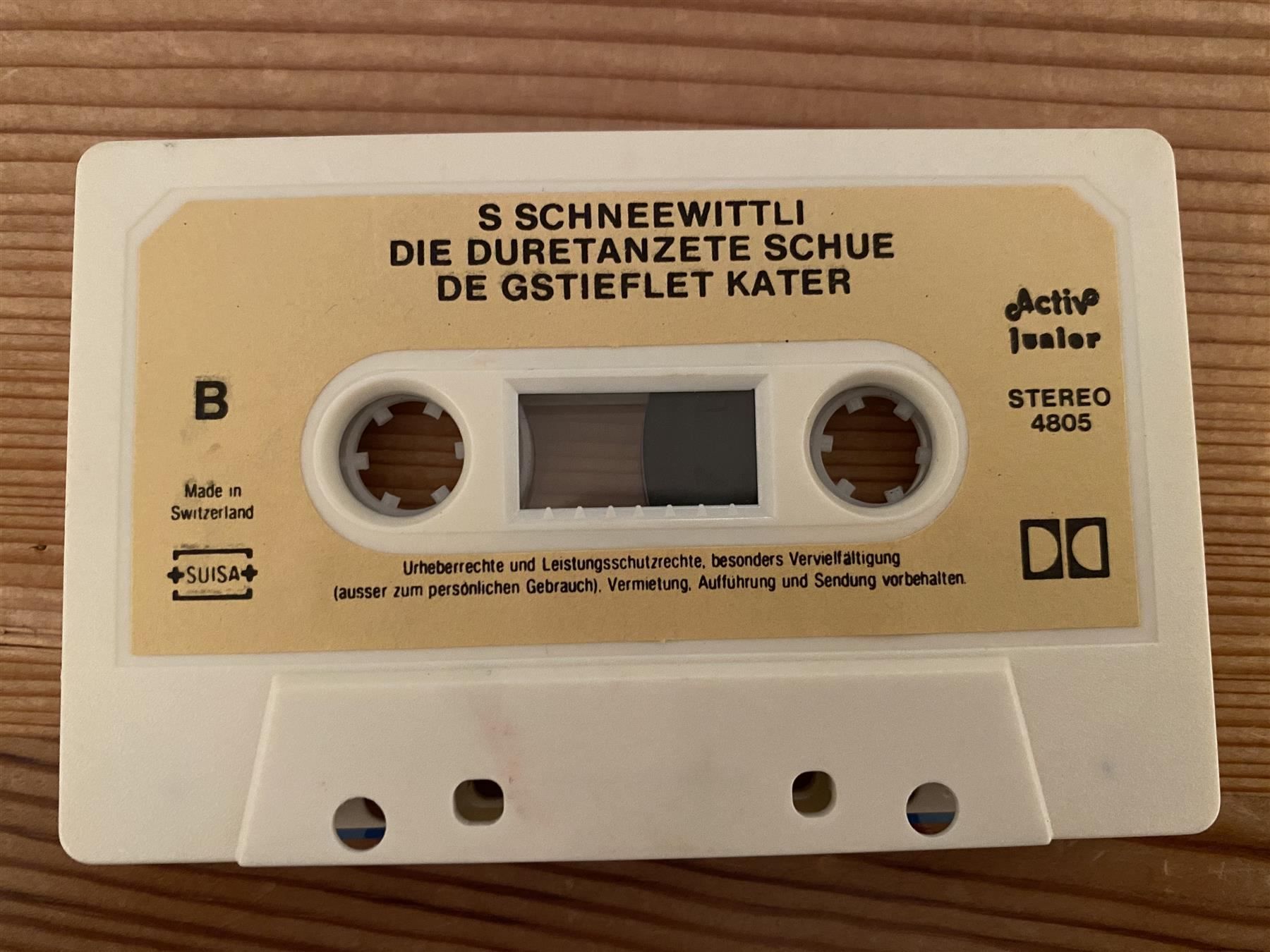 Musicassette: Kassette - S SCHNEEWITTLI & – Usato da St.Gallen venduto da kingsamas 6