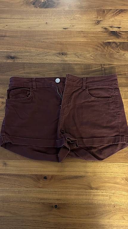Hosen: farbiges Hotpants-Paket – Gebraucht aus Emmenbrücke von fabiennejohn 1