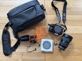 Sony Alpha 7 III Komplett-Set + Tamron 28–75mm F2.8 G2 + Zub