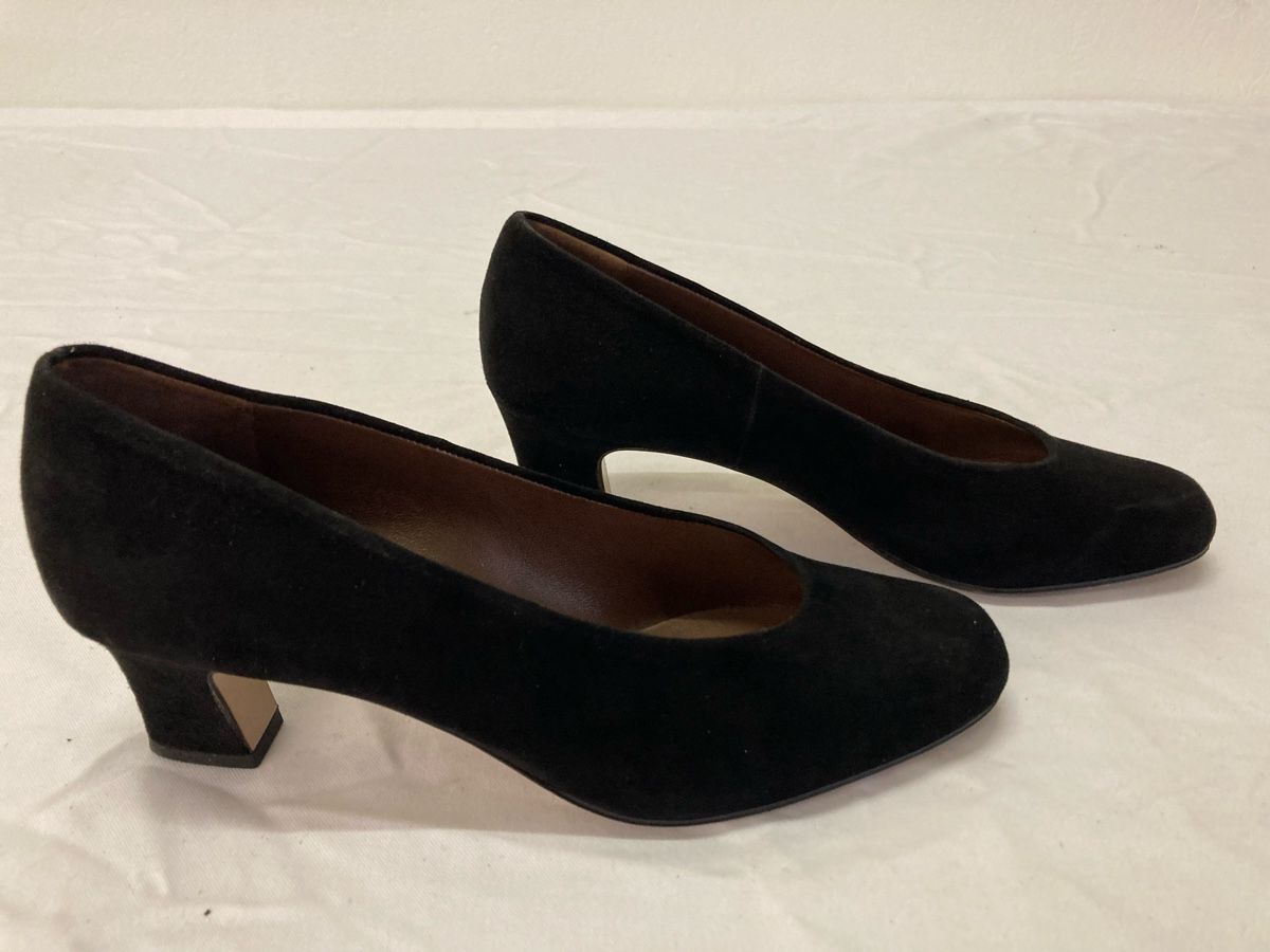 Kaiser Scarpe da donna: Peter Kaiser Echtleder Pumps Schwarz Gr. 39 – Usato da Aarwangen venduto da to-hirschi 4