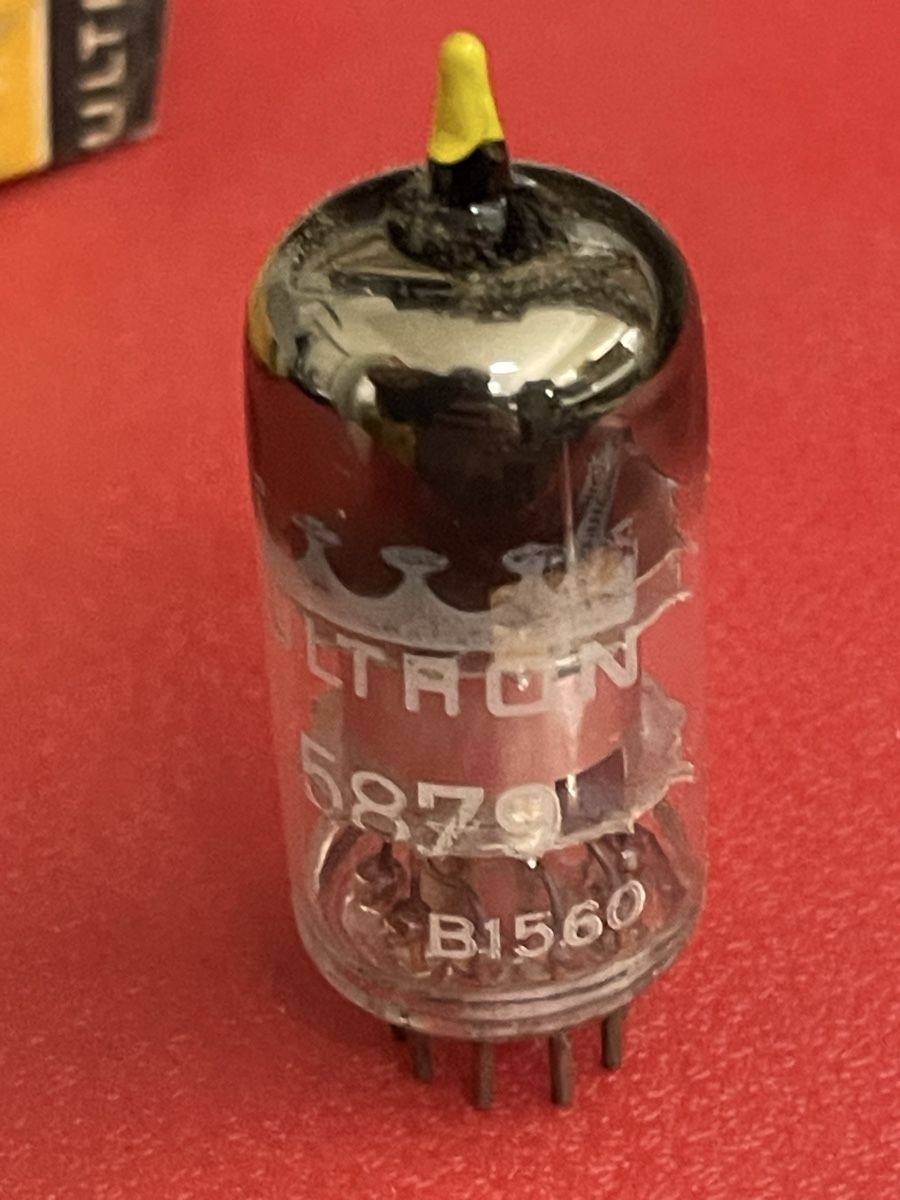 Componenti elettronici: 5879 Ultron – Nuovo e nell'imballaggio originale da Oftringen venduto da Jradioman