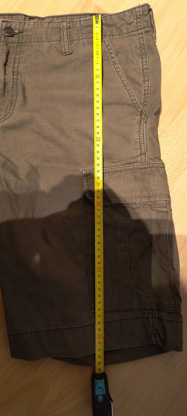 Carhartt Pantaloni: Carhartt Cargo Shorts – Usato da Wiedlisbach venduto da Leaf99 6
