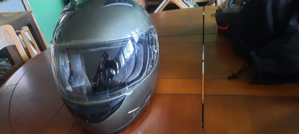 Casques & visières: Casque intégral – D'occasion à Courgenay par kik_f6g6 1