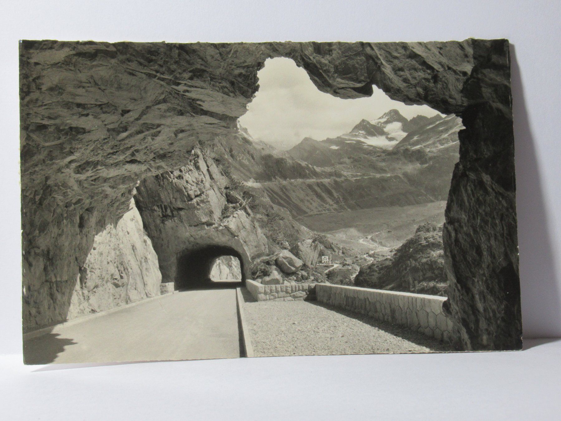 Cartes postales: Die Sustenstrasse g. Sustenpasshöhe mit Hotel Steingletscher – Neuf (Voir description) à Grenchen par Bluemchen1900 1