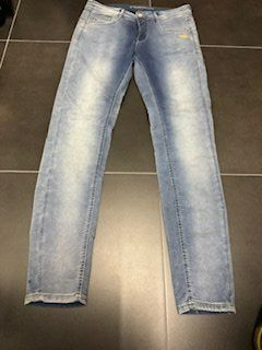 leichte GANG Sommer Jeans Amelie 27