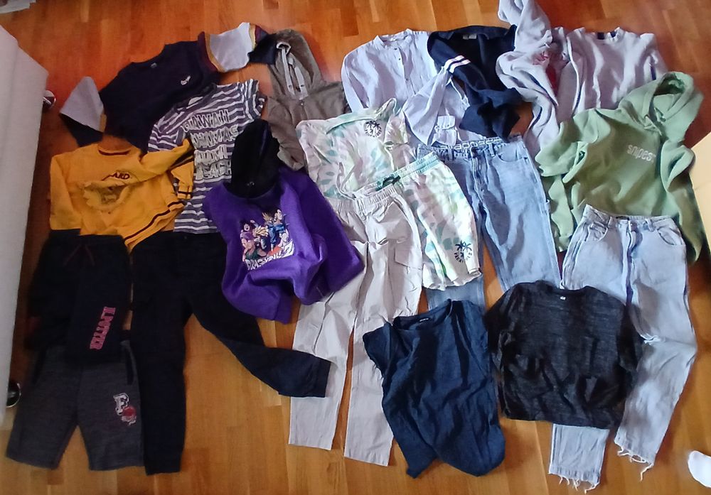 Ensembles coordonnés: Freizeitkleiderpaket – D'occasion à Liestal par piperpa