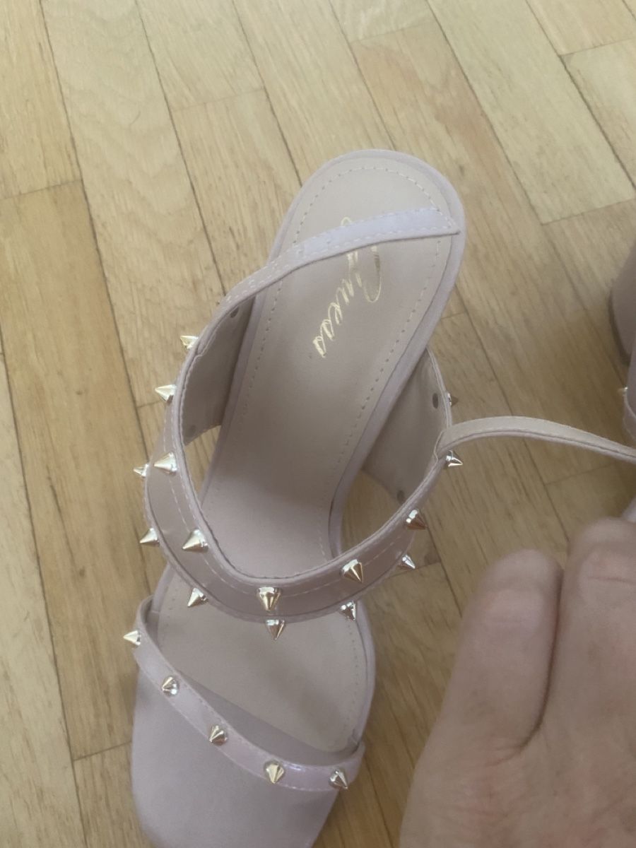 Guess Scarpe da donna: Sandales Guess – Usato da Versoix venduto da wen_75xm 4