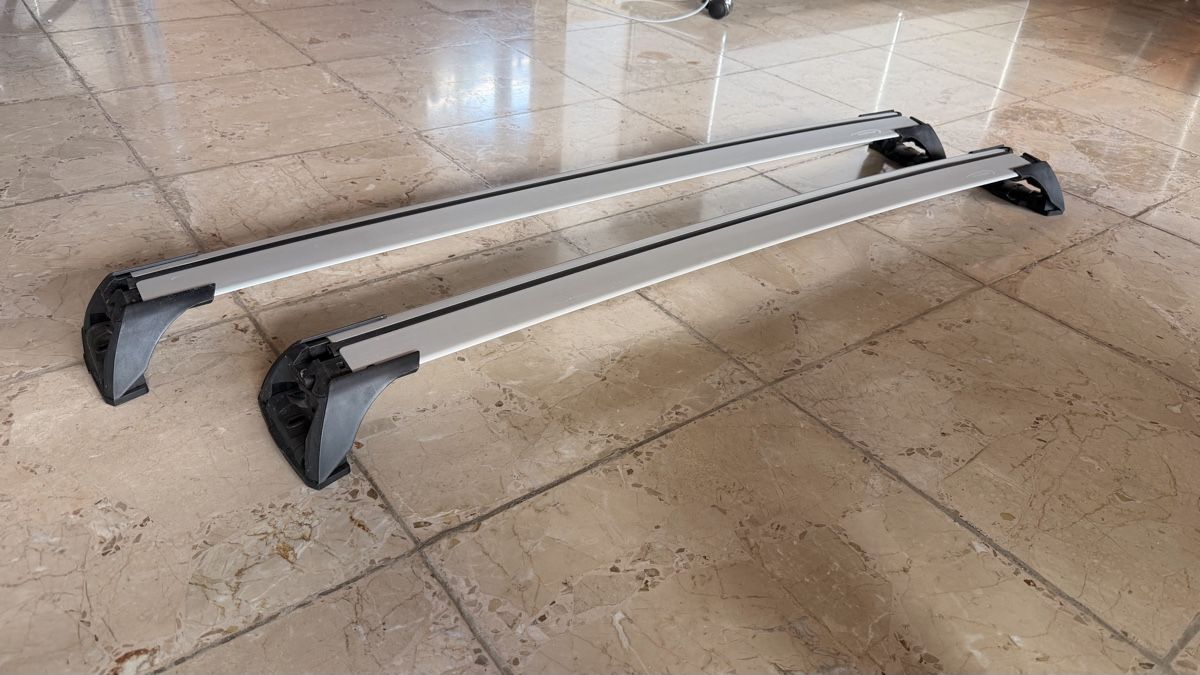 Whispbar Barres de toit: Tesla Dachträgersystem Whispbar silber – D'occasion à Meikirch par Konkursverwertung 2