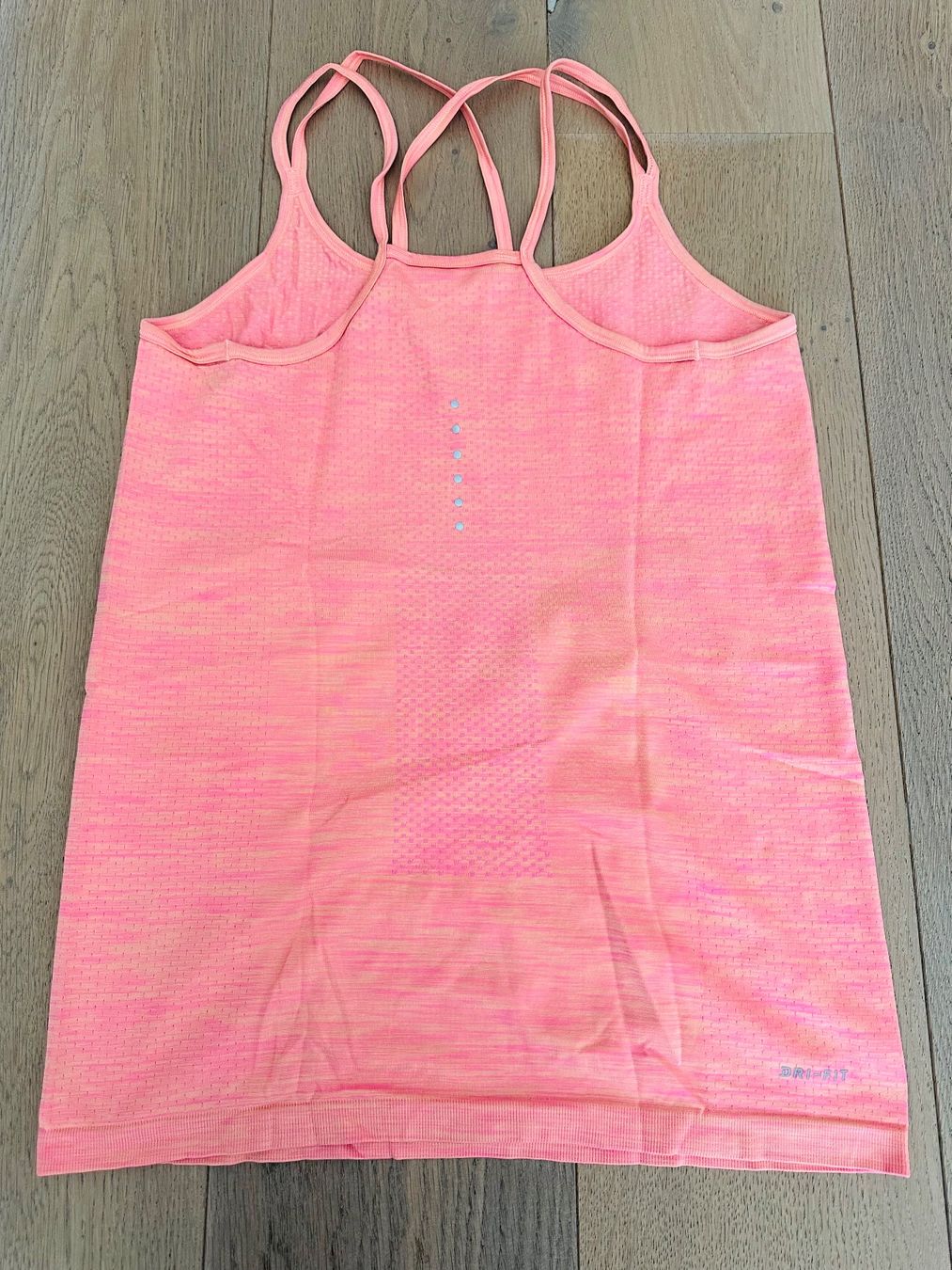 Nike Top: Nike tanktop s – Usato da Bern venduto da howi72 1