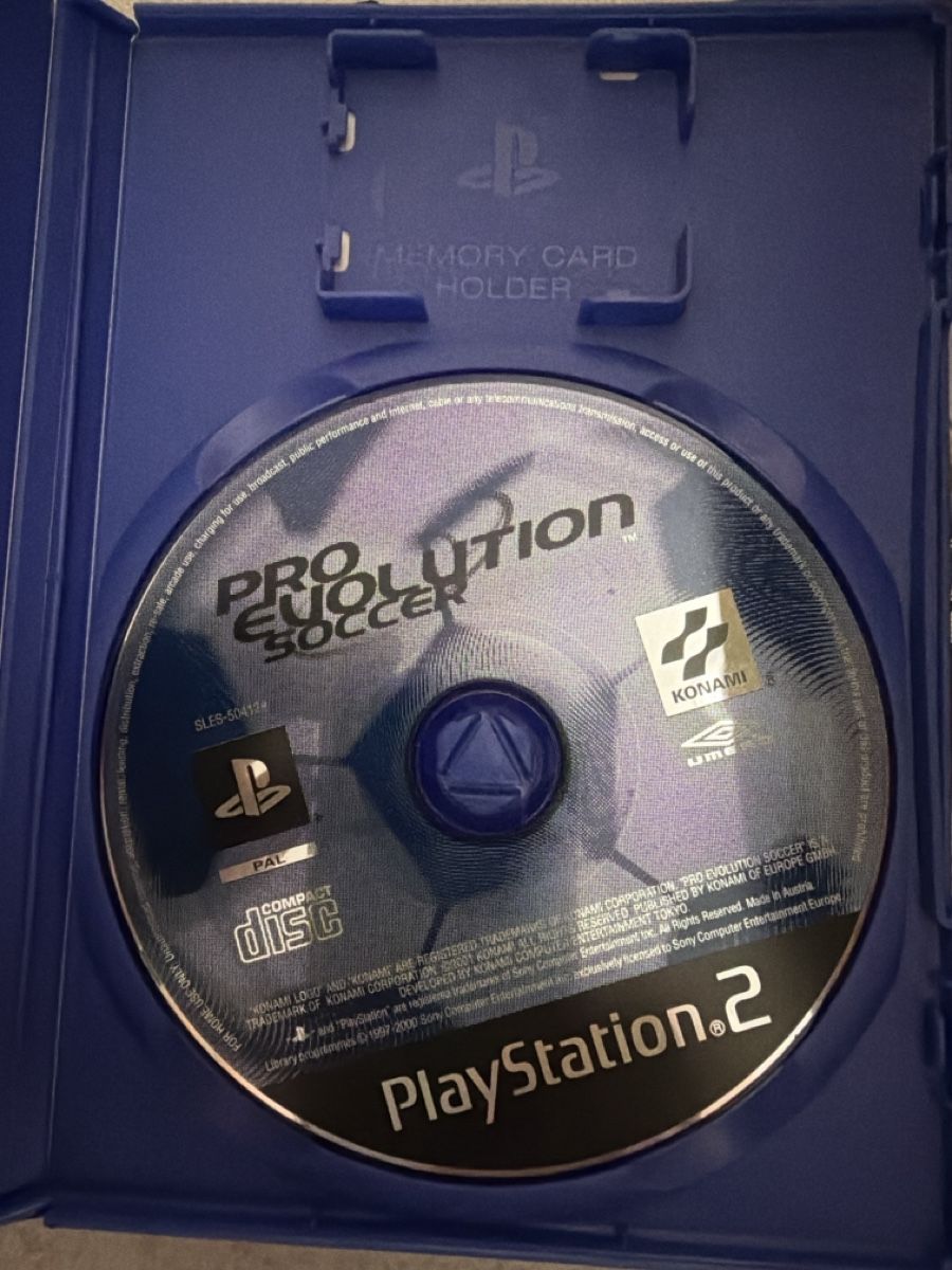Jeux: PlayStation 2 Games Bundle, good condition – D'occasion à Martigny par Jacoosh1234 1