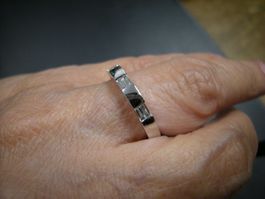 WG Verlobungs Freundschafts Ring 18ct m.3 Baguette Diamanten