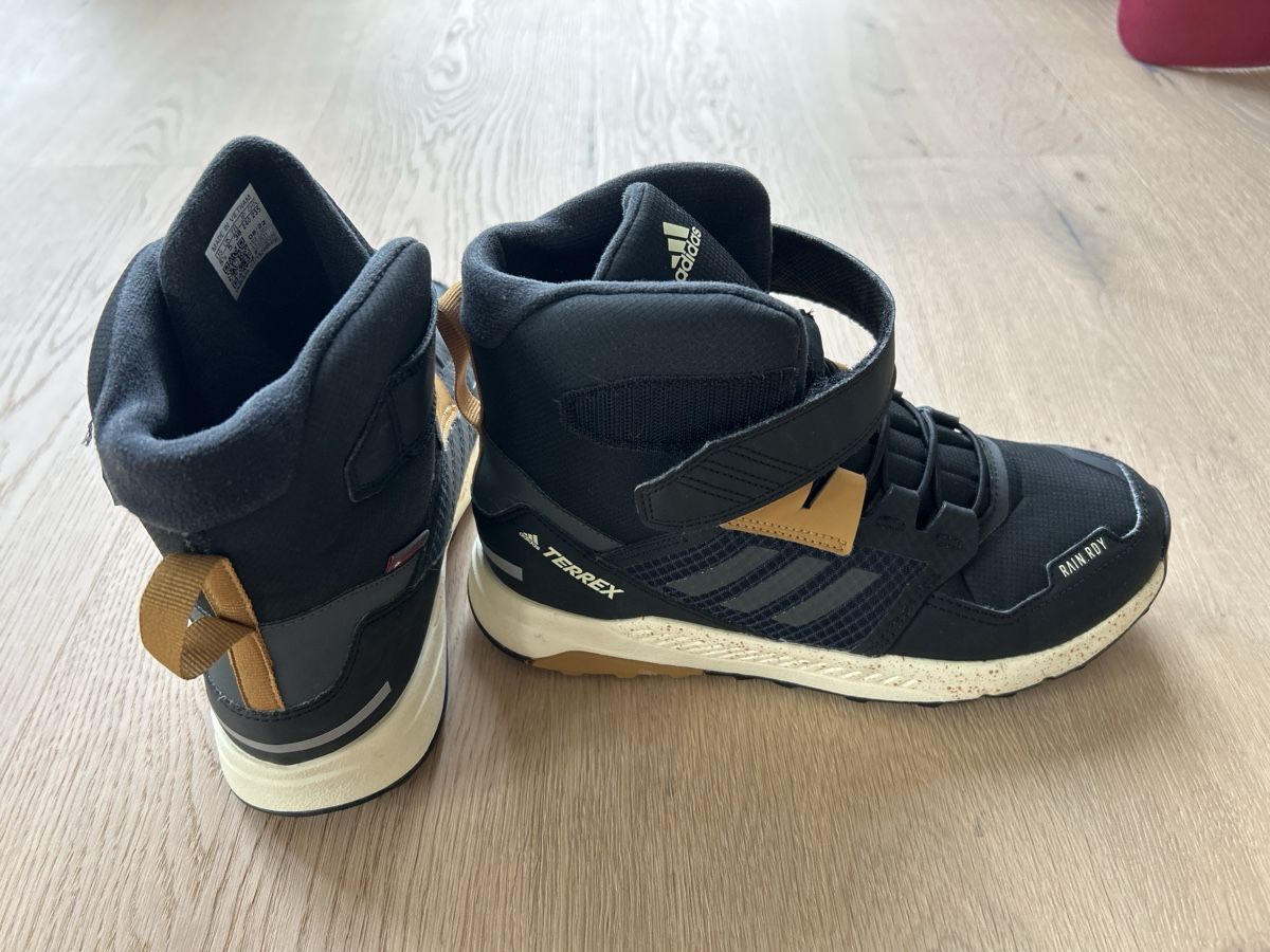 Adidas Scarpe da uomo: Adidas Terrex Winter-/Wanderschuhe schwarz Grösse 38  – Usato da Wabern venduto da HAWK28 1