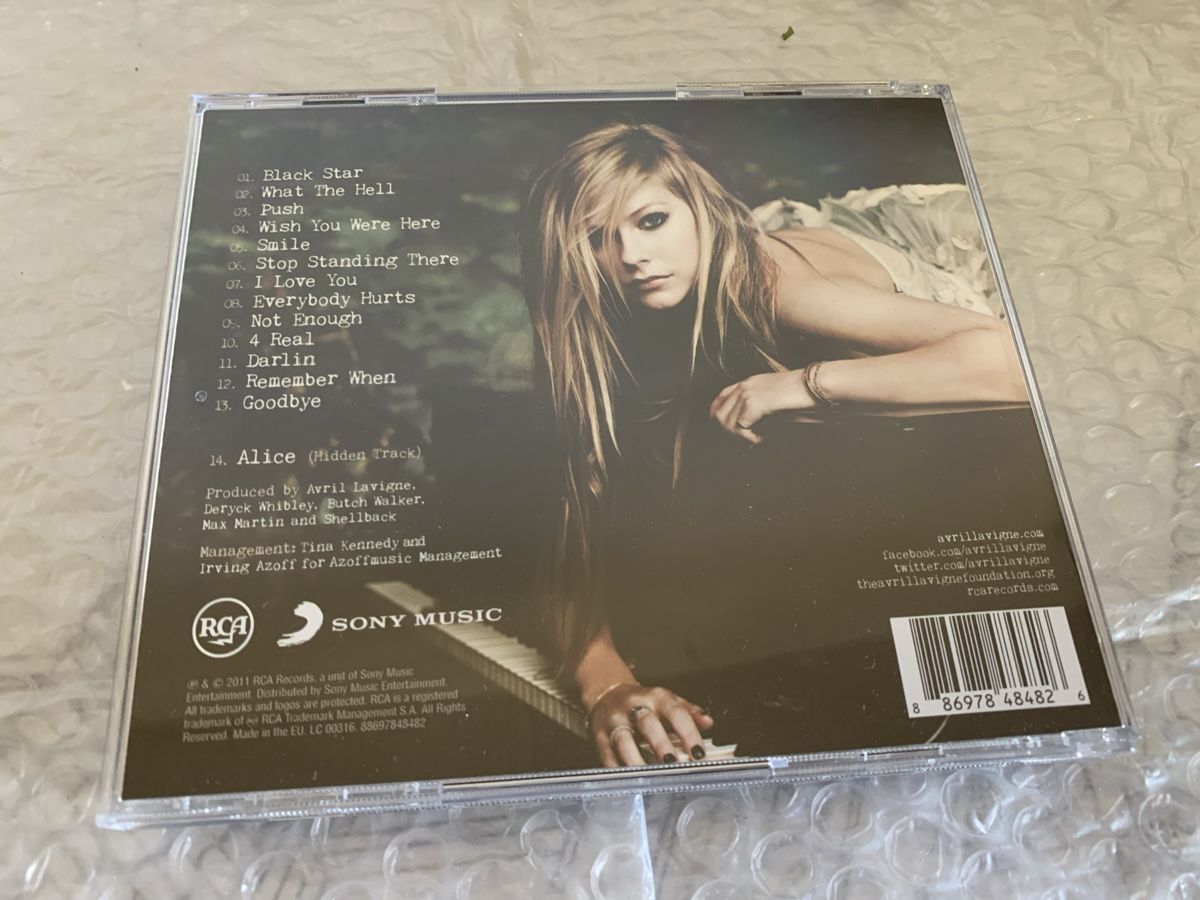 CD: Avril Lavigne - Goodbye Lullaby CD – Usato da Thun venduto da mar_6vkg 1