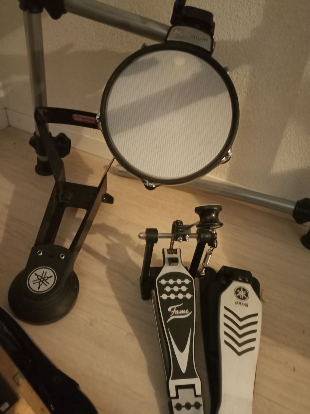 Yamaha Strumenti musicali:  E-Drum Schlagzeug – Usato da Schmerikon venduto da ellemi_ 3