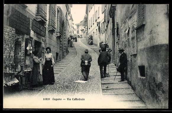 Ansichtskarten: Lugano, Via Cattedrale mit Passanten und – Gebraucht aus Berlin von bartko-reher
