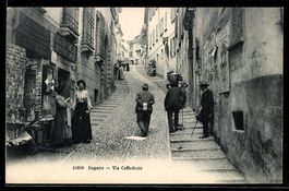 Lugano, Via Cattedrale mit Passanten und
