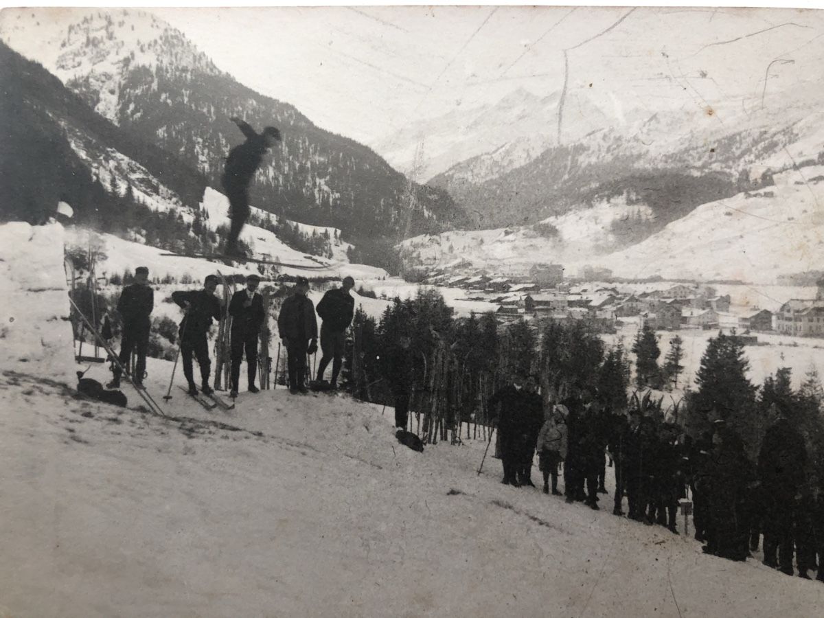 Cartoline postali: 9 lustige MOTIVE auf antiken ANSICHTSKARTEN – Usato da Lufingen venduto da Rac0 1