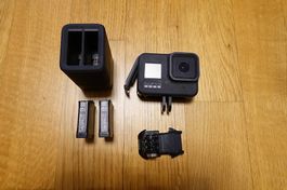 GoPro Hero 8 Black inkl. 3 Akkus & Dual-Ladegerät 