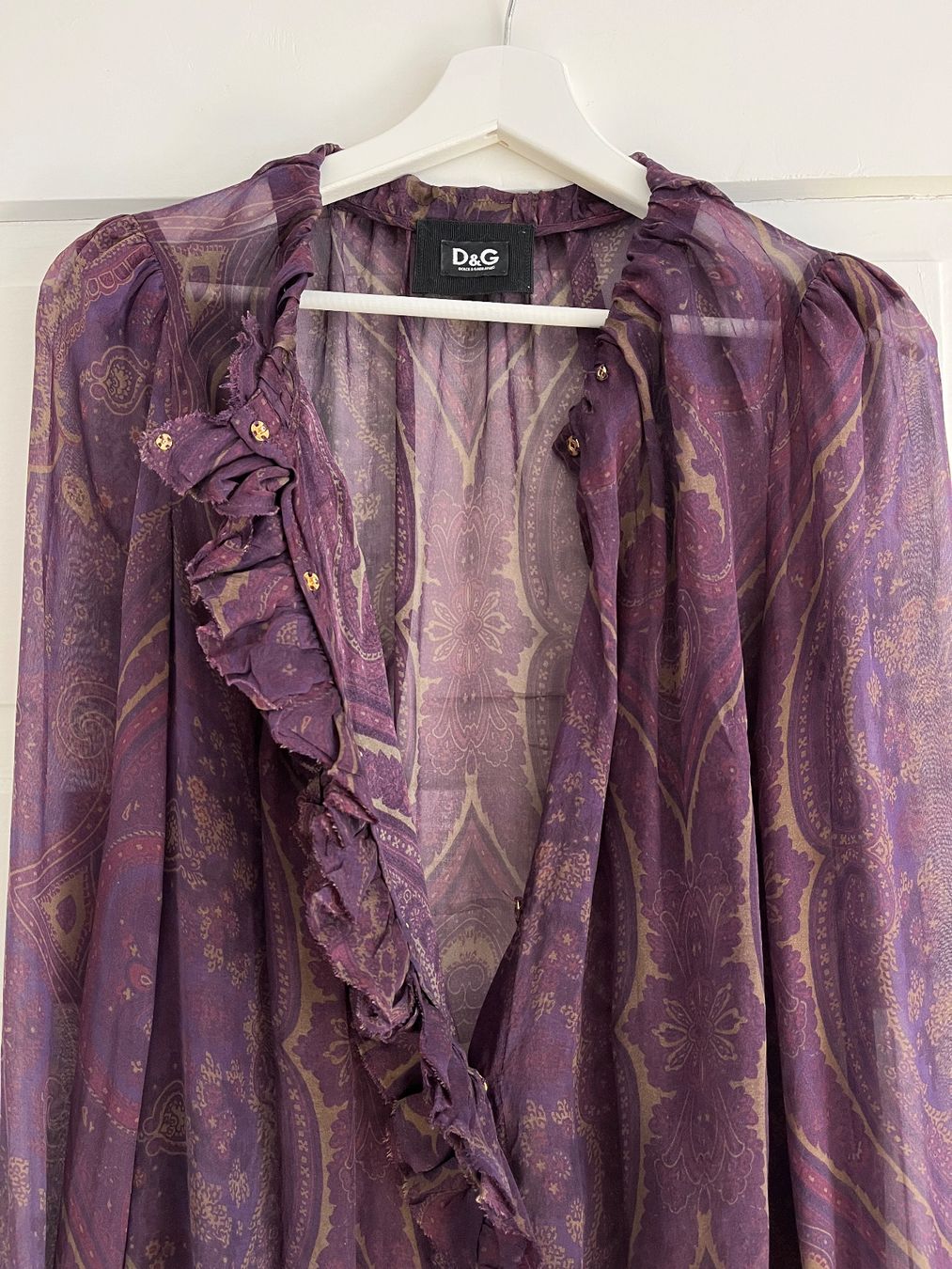 Dolce & Gabbana Camicette: Dolce & Gabbana Bluse violett gemustert – Usato da Zürich venduto da bretxo 3