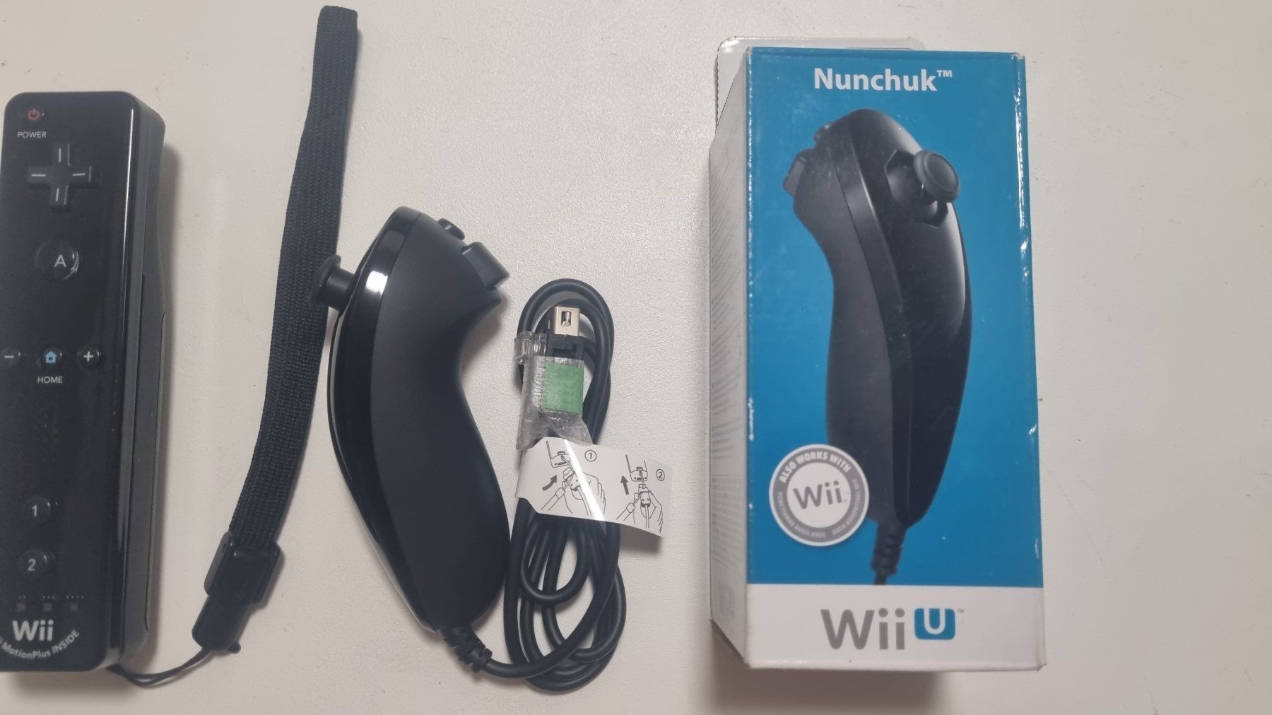 Nintendo Controller: Nintendo Wii Wii U Remote Motion Plus + Nunchuck Controller – Usato da Birsfelden venduto da val_d9c2 2