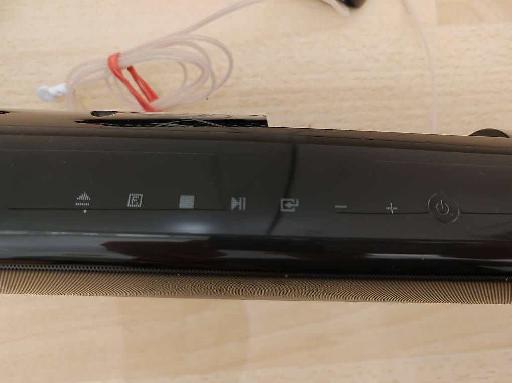 Samsung Lettore multimediale & Streamer: Samsung HT-E8200: Soundbar mit 3D Blu-ray Player – Usato da Winterthur venduto da Durazell247 2