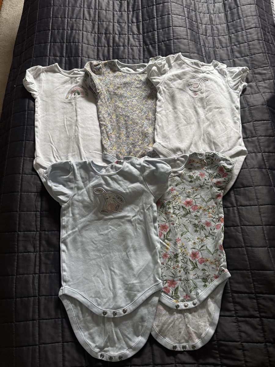 Next Camicie, Top & T-shirt: 5Cute Baby Bodysuits NEXT – Usato da Sattel venduto da Zlata1