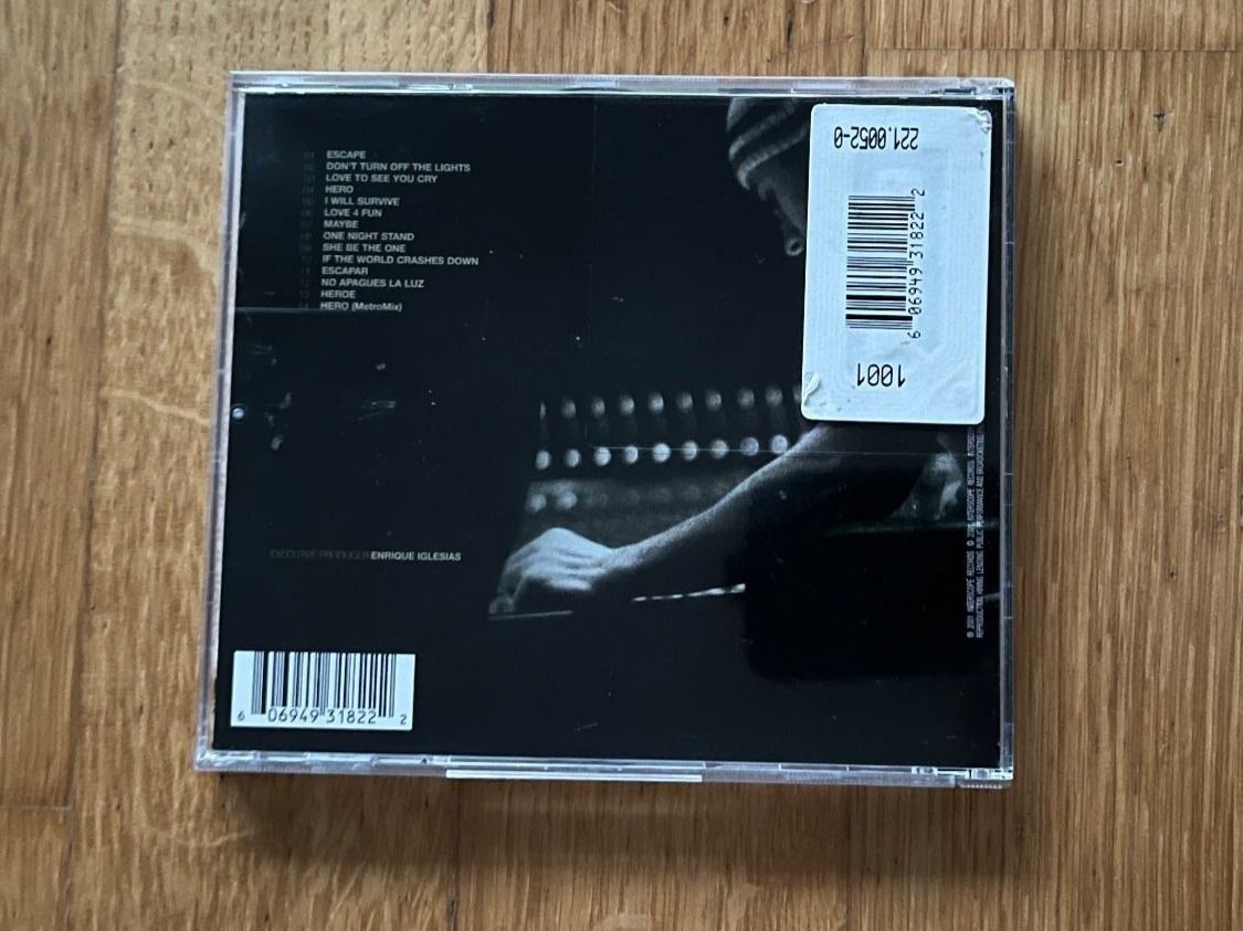 CD: CD "Escape" von Enrique Iglesias – Usato da Grosswangen venduto da Vita500 1
