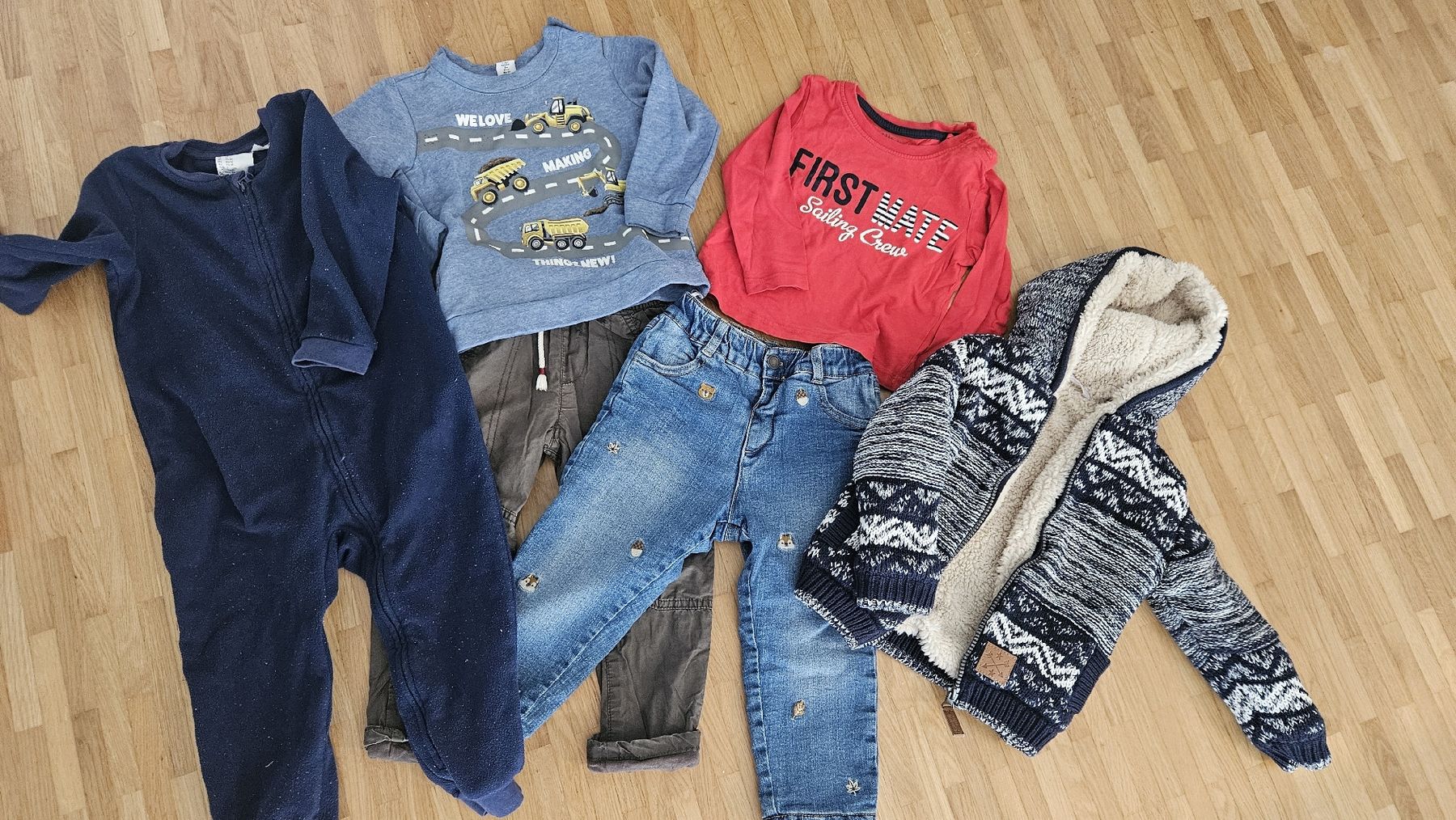 Lotti & Set di vestiti: Kinder Kleiderpaket Jungen 92 – Usato da Zürich venduto da mar_6fjp
