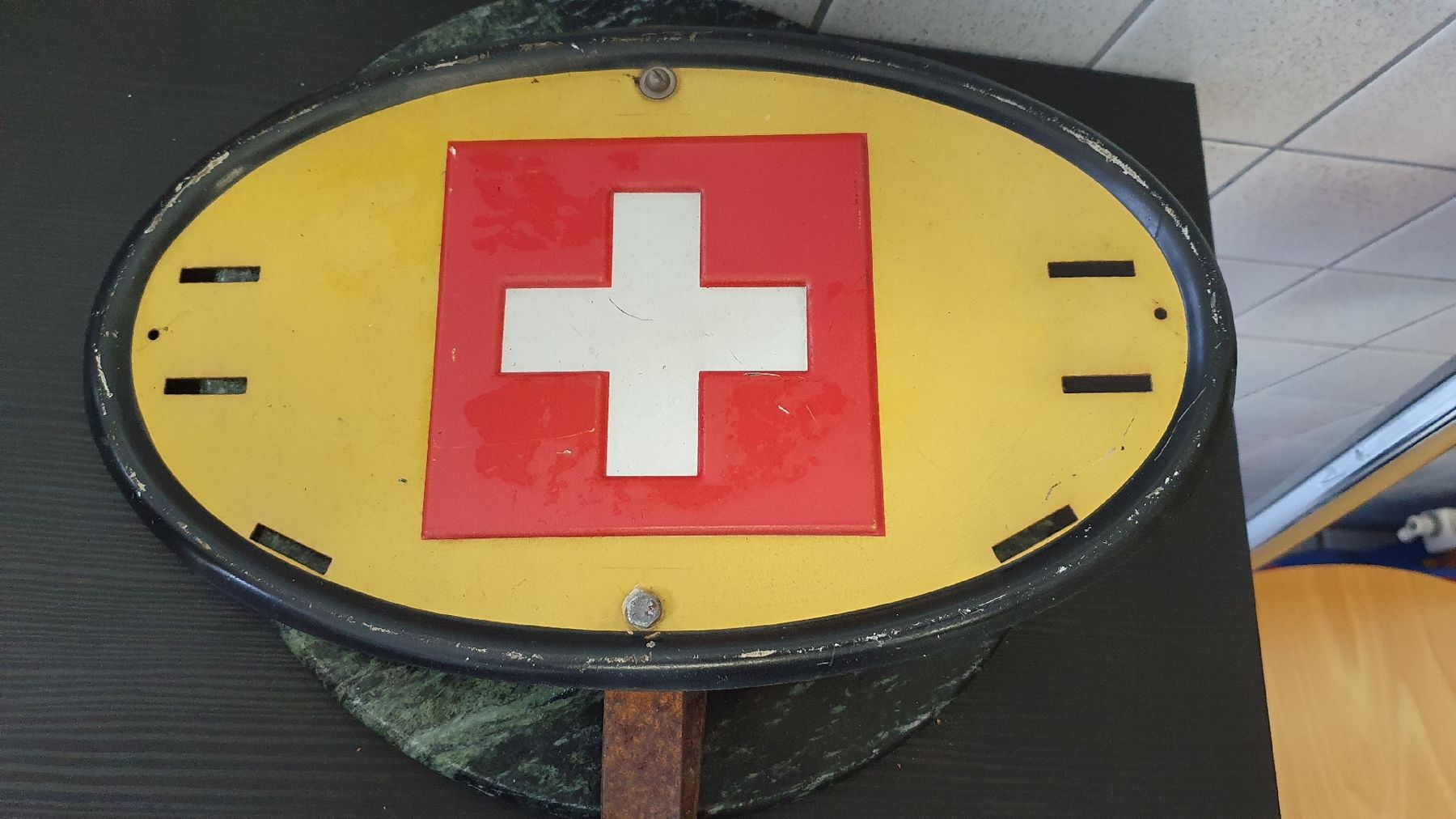 Schilder: Altes Schweizer Autoschild 1939-1945 – Gebraucht aus Dietikon von Allegra34 2