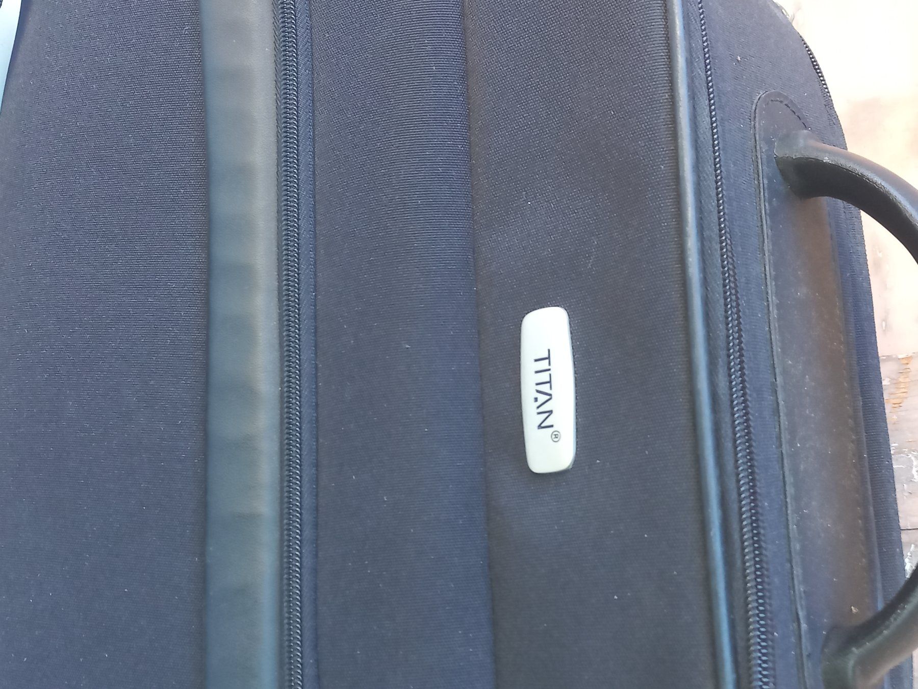 Taschen: Damen Buisness-Tasche Titan – Gebraucht aus Baar von 2cvbaar 1