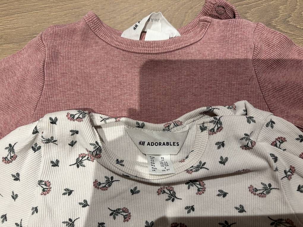 H&M Lotti & Set di vestiti: Hose 3x Pulli 2x H&M – Usato da Ebmatingen venduto da N.Bu 1