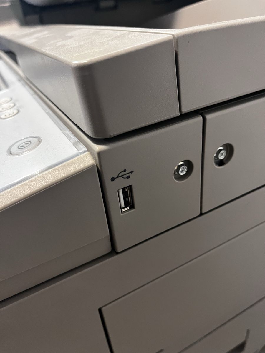 Canon Stampanti: Canon Image Runner C2220i Drucker – Usato da Basel venduto da tiarco 9