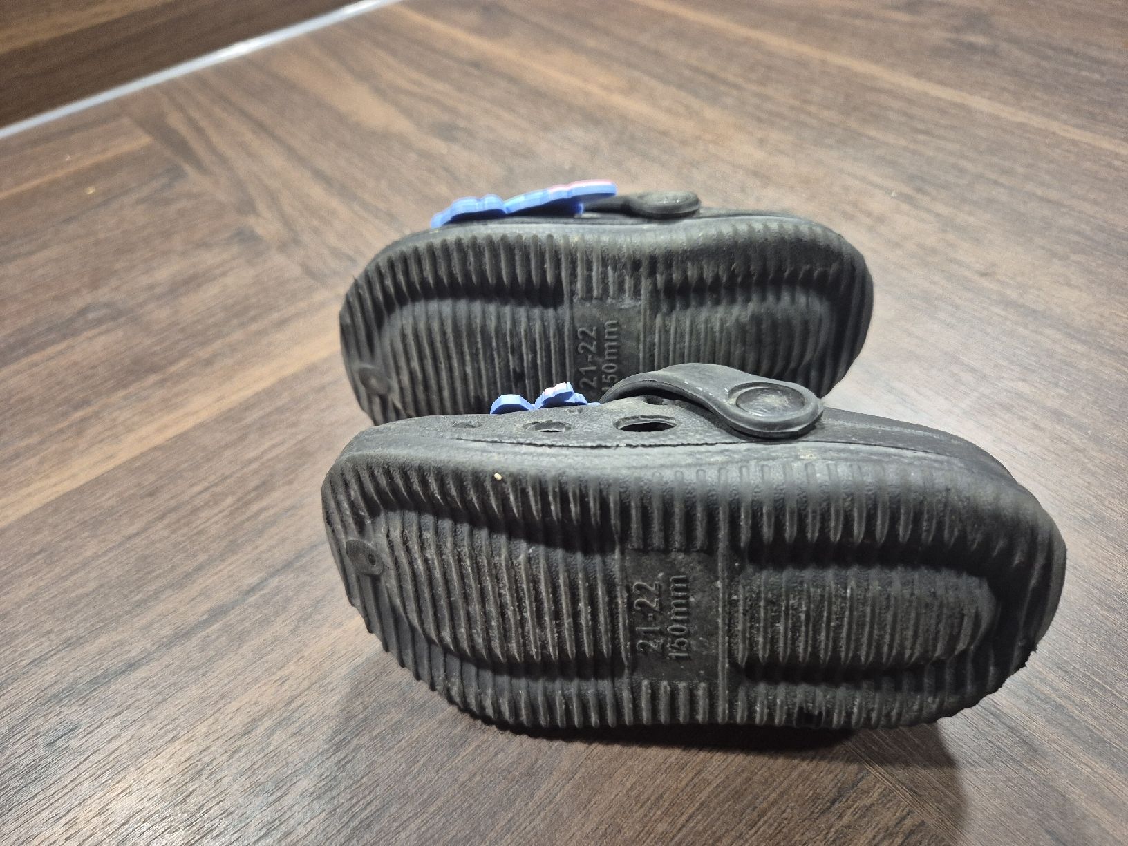 Chaussures garçon: Schuhe Grösse 21/22 – D'occasion à Leuggern par MonaM90 1