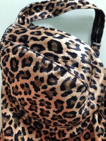 Body Tiger String