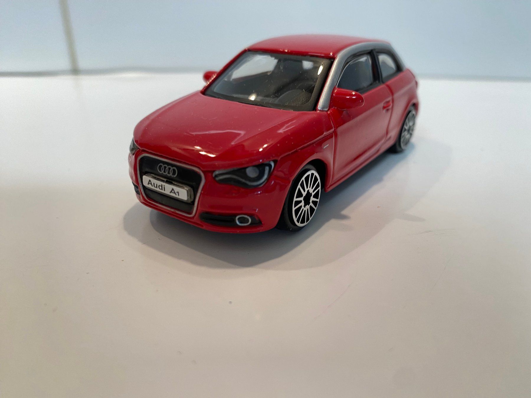 Audi Modellautos: Audi A1 Bburago Fire 1-43 113 – Neu und originalverpackt aus Kerzers von tisyayasuBE