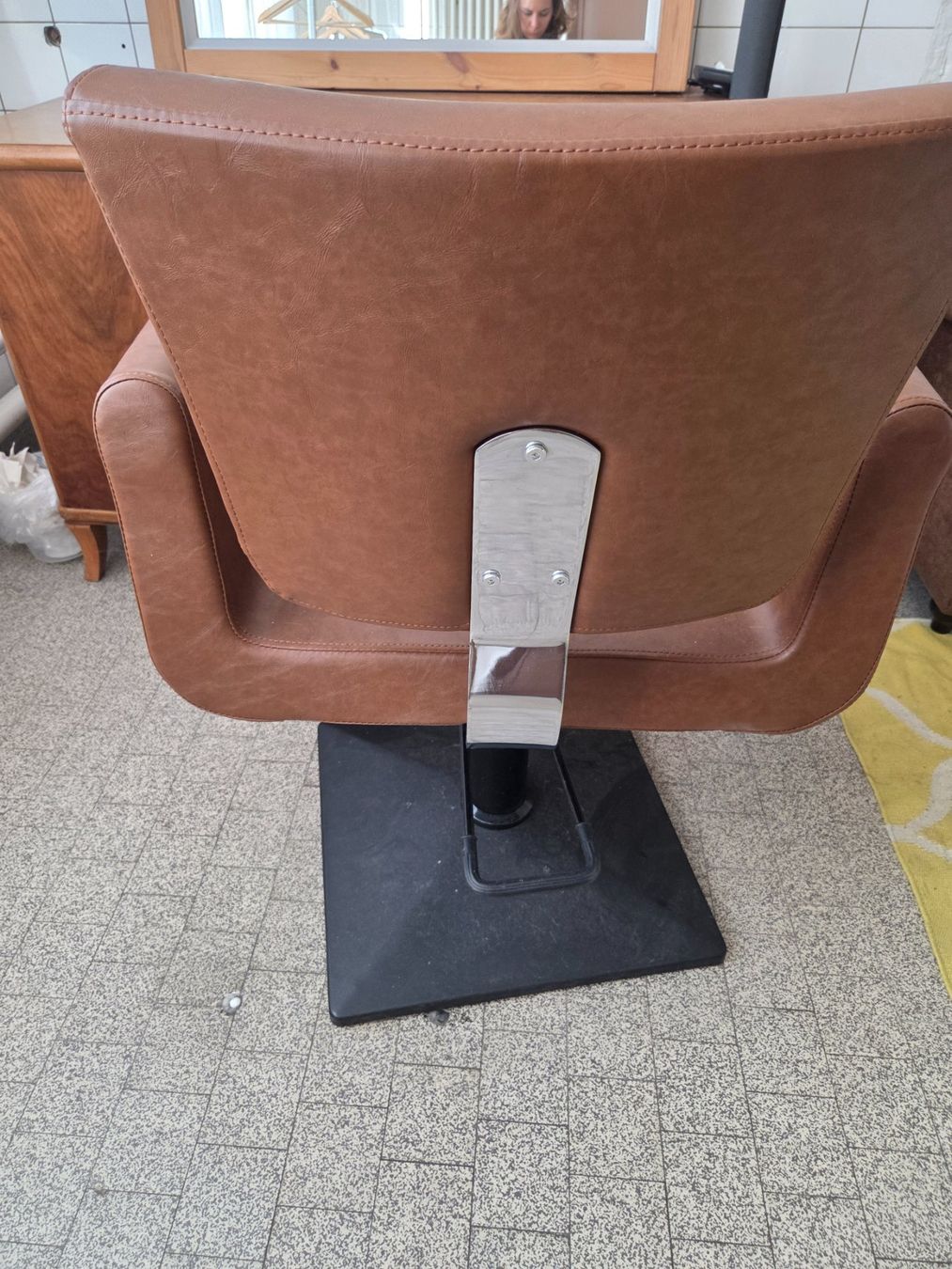 Chaises: Coiffeurstuhl – D'occasion à Erlen par Tschirren 2