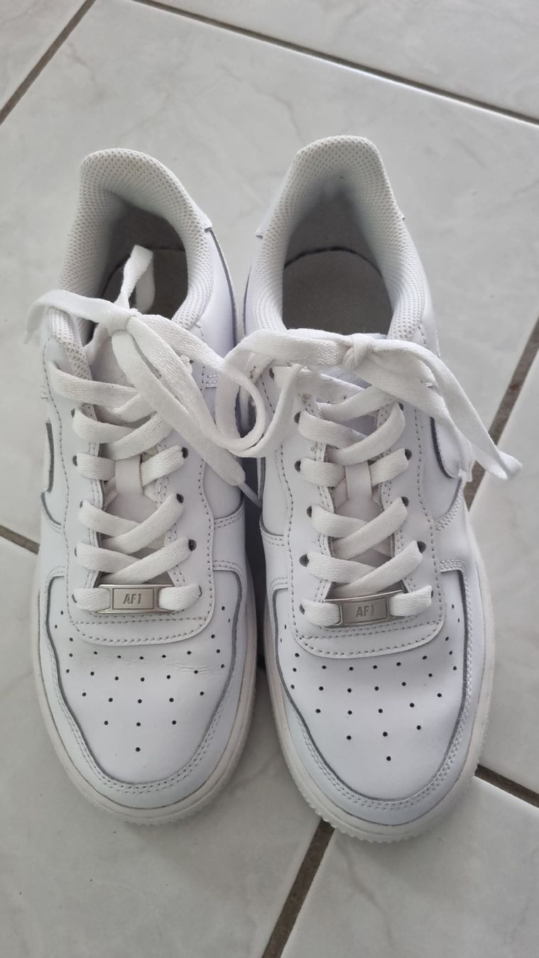 Nike Scarpe da uomo: Weisse Nike Air Force 1 Sneakers – Nuovo (secondo la descrizione) da Winterthur venduto da cecii.mo 5