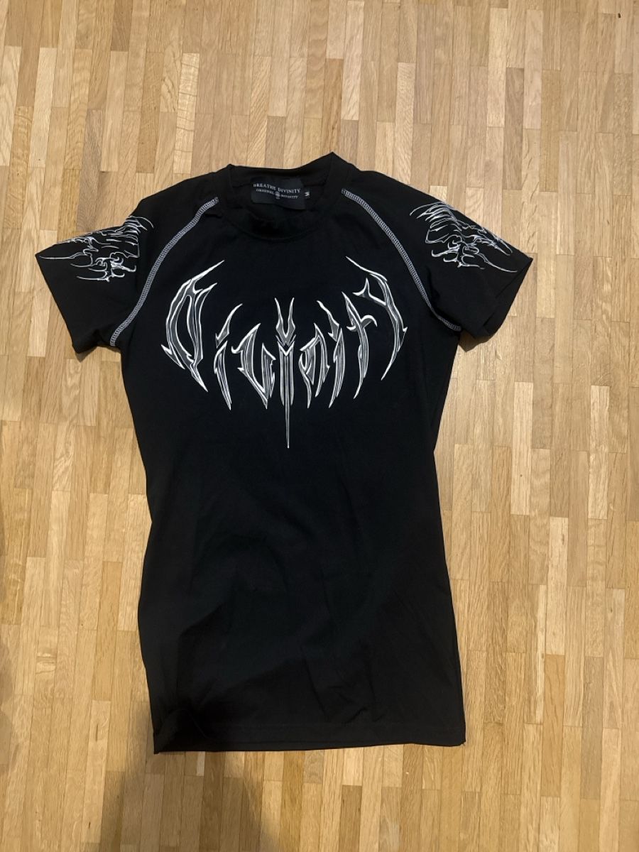 T-shirt: Breathedivinty Compression-Shirt Size M – Usato da Winterthur venduto da Winti_Deal 1