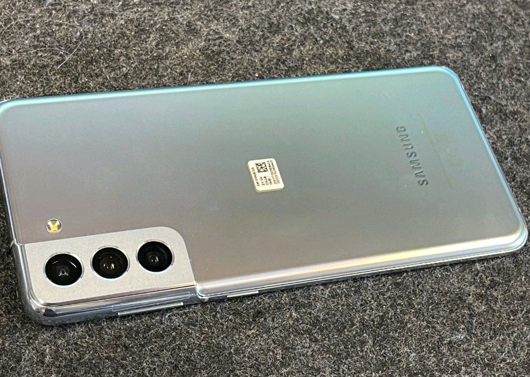 Samsung Telefoni cellulari / Smartphones: Samsung S21 Plus 5G (128GB) – Usato da Luzern venduto da Waince786