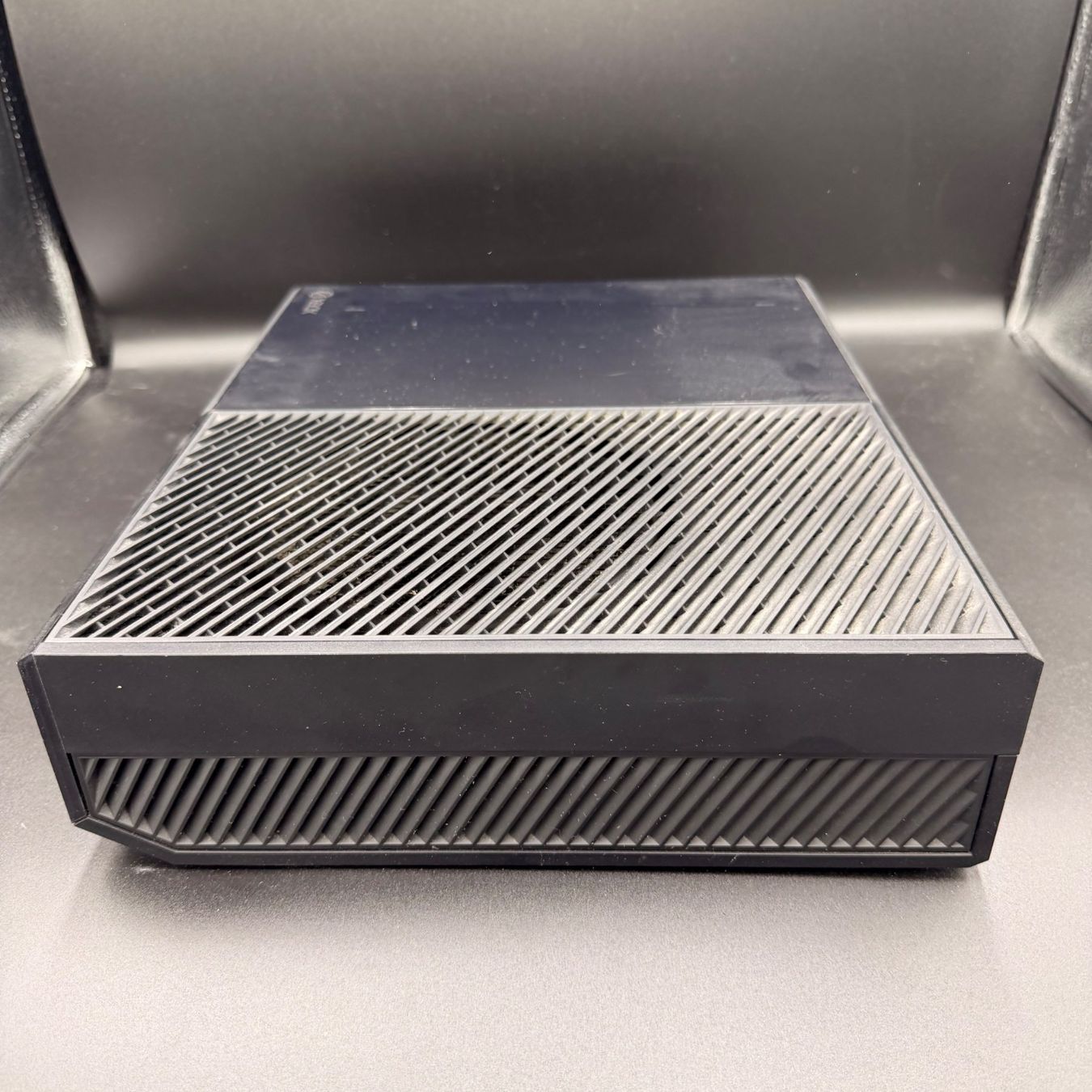 Microsoft Consoles: Microsoft Xbox One 500GB OVP – D'occasion à Düdingen par Nerdworld 6