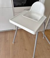 Hochstuhl mit Tisch für Kinder Ikea