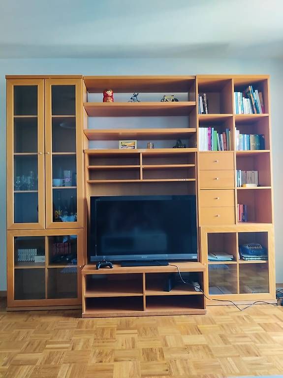 Armadi: Meuble TV et armoires à donner – Usato da Epalinges venduto da sablabla