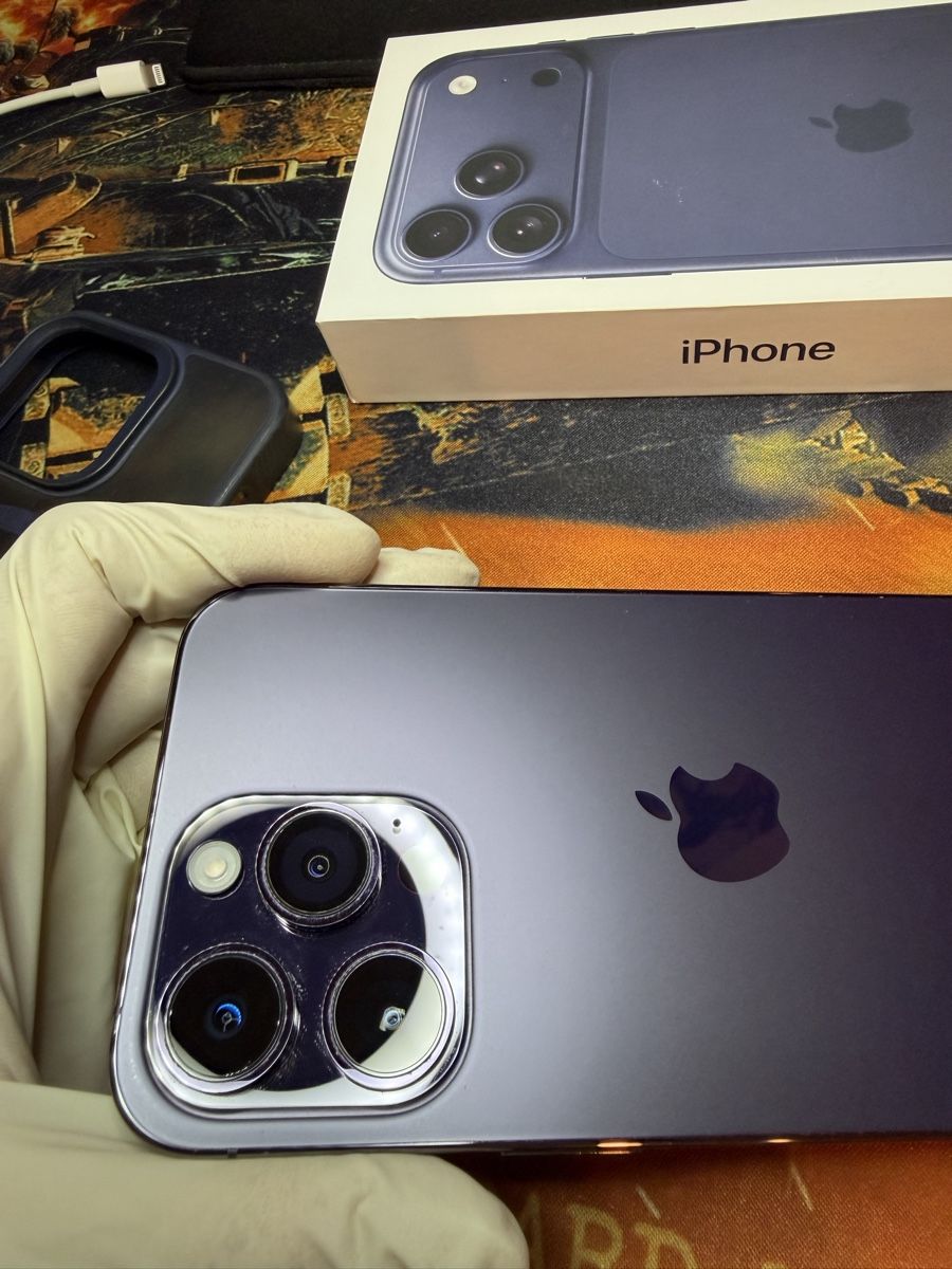 Apple Telefoni cellulari / Smartphones: iPhone 14 Pro Max 256GB Deepviolet – Usato da Wallisellen venduto da luc_h7kq 7