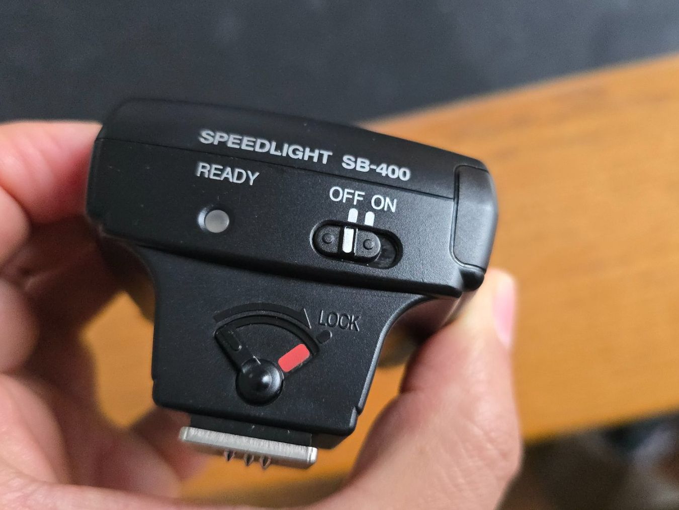 Nikon Flash: Nikon Speedlight SB-400 – Usato da Wallisellen venduto da theblacksheep 3