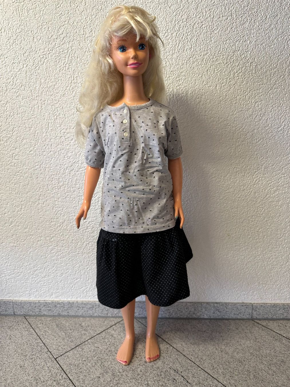 Bambole: Grosse Barbie Puppe – Usato da Mühlethal venduto da Buntfarbe