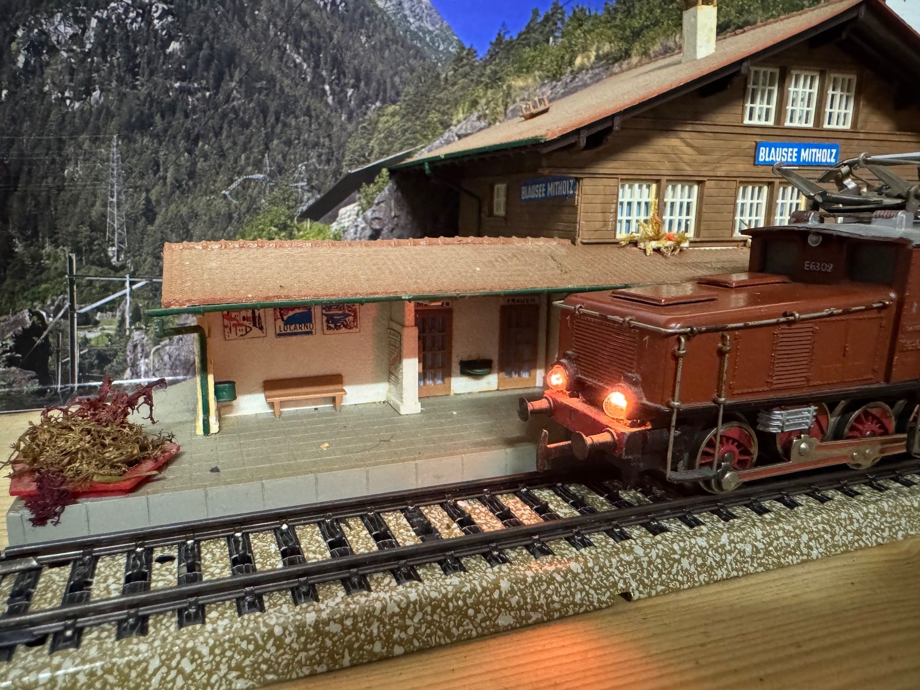 Märklin H0 3002 - DB E-Lok BR E 63 02 / CE800 (Gebraucht) in Fehraltorf ...