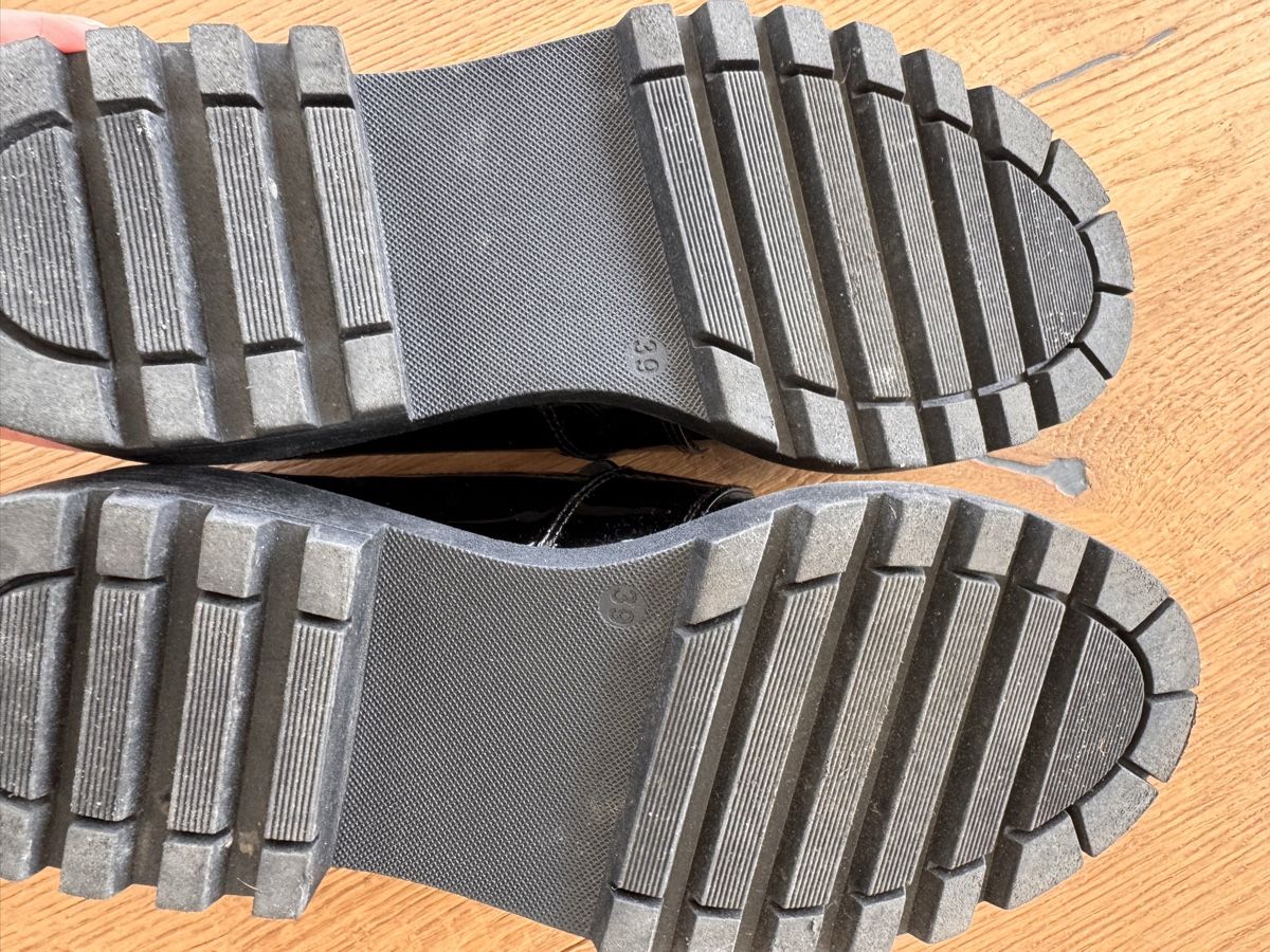 Scarpe da donna: ZIGN Lack-Leder-Loafer in Gr. 39 – Usato da Altendorf venduto da PiaLang 4